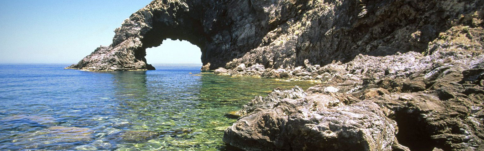 Arco Dellelefante Pantelleria Scopri Le Spiagge E Le Cale